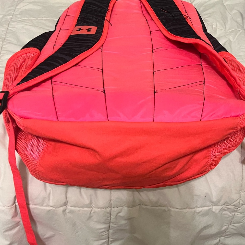 Under Armour Backpack - Picture 5 of 5